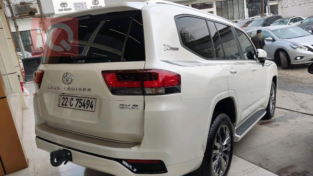 Toyota Land Cruiser